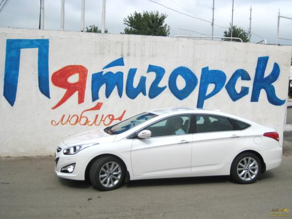 Возмутительно-удивительный Hyundai i40